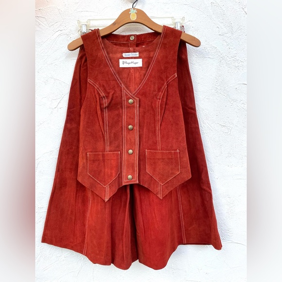 Vintage Rare Bonwit Teller SUEDE Vest &  GAUCHO Set // Roger Kuper / Small - Picture 6 of 15